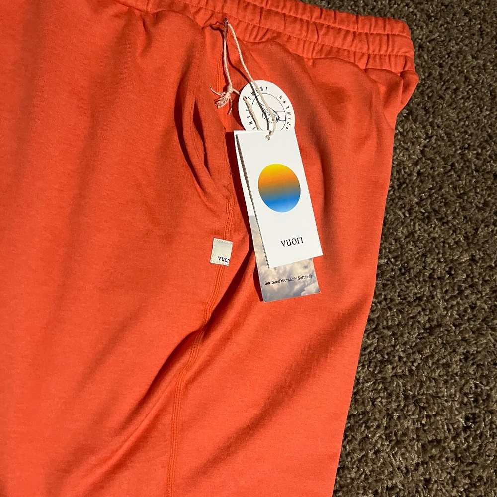 NWT Vuori Performance Jogger size small grapefrui… - image 3